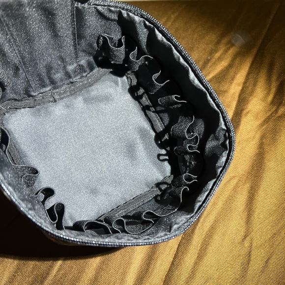 Burberry Nova Check Cosmetic Bag Bundle - great condition- no call-outs - Picture 4 of 14